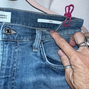 Citizens Of Humanity Isola Jeans Sz 26 cropped raw hem bootcut